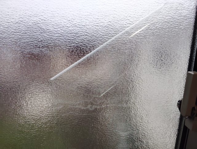 窓の防犯フィルム