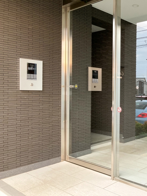 マンションのオートロックエントランス